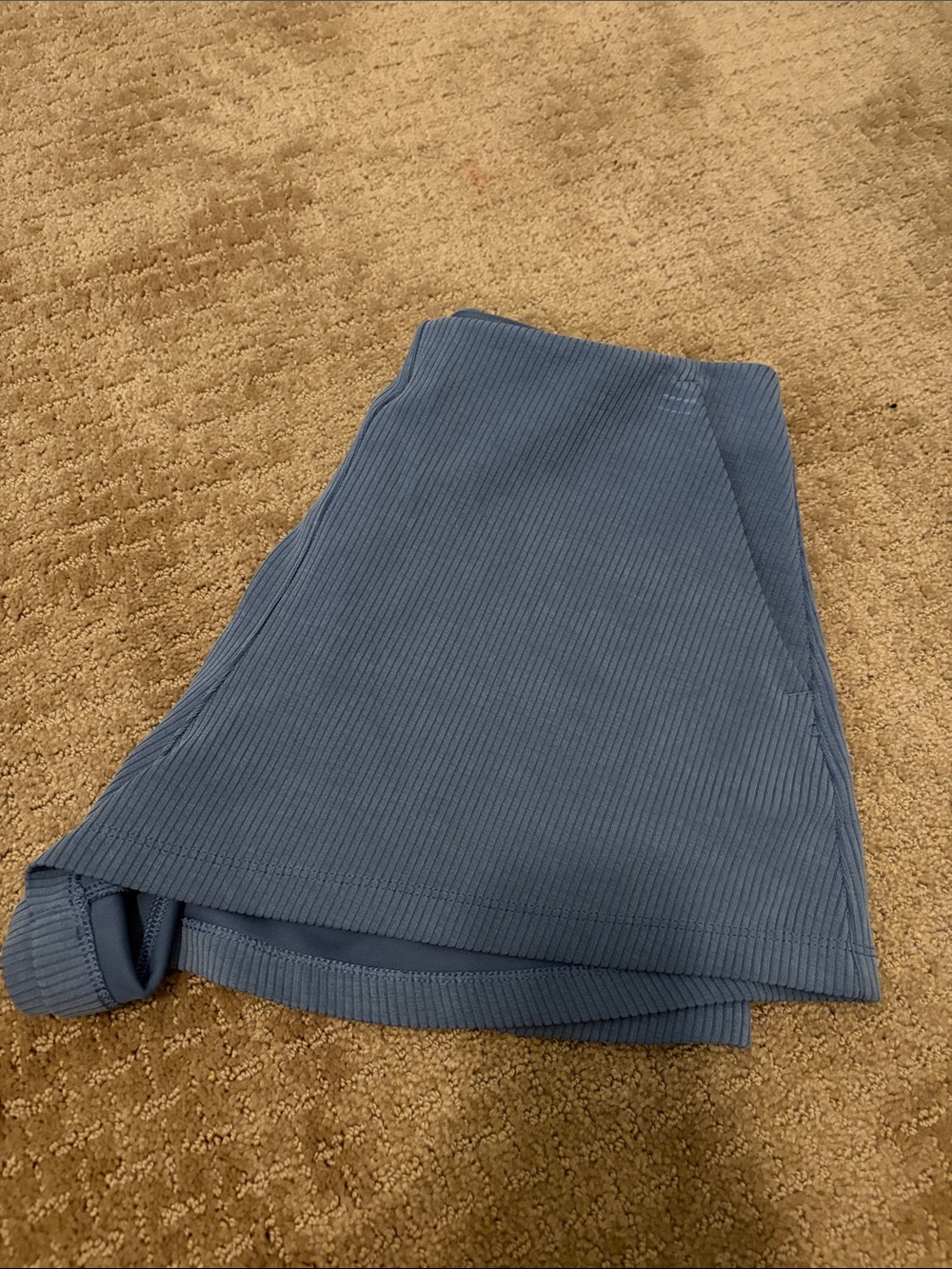 Lululemon ribbed soft stream HR short - Picture 3 of 8